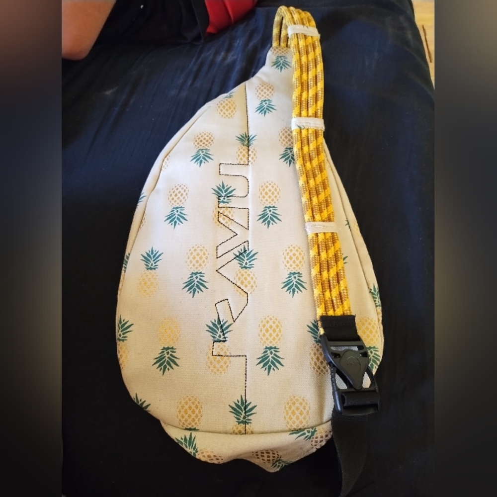KAVU Women's Pineapple Print Crossbody Sling Bag in Cream - Picture 13 of 13